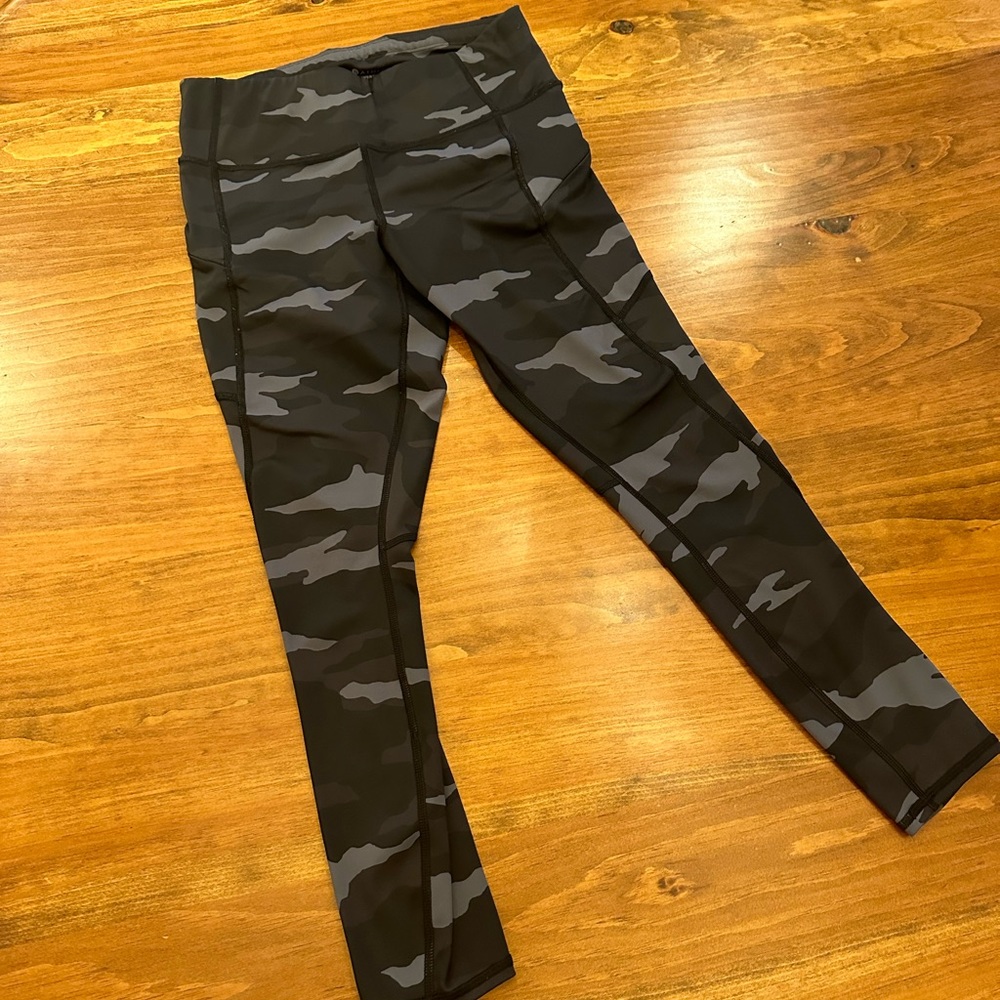 Athleta camo leggings